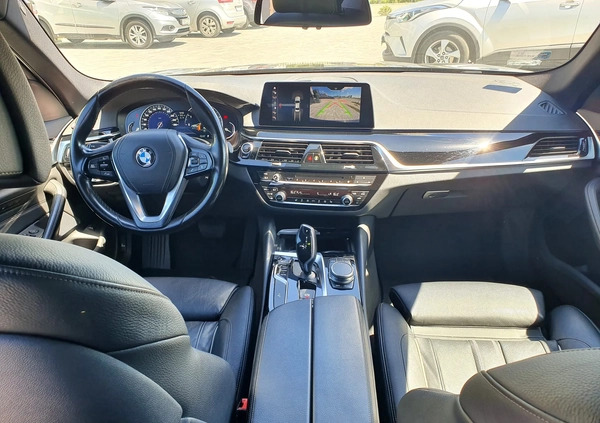 BMW Seria 5 cena 110000 przebieg: 174000, rok produkcji 2018 z Rzeszów małe 16